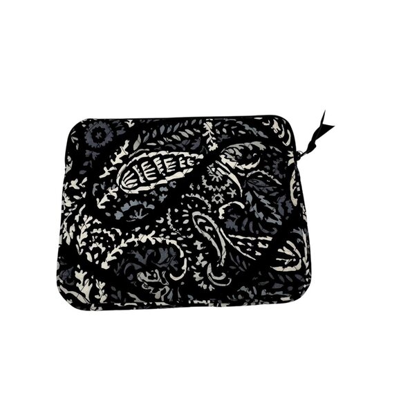 Vera Bradley Paisley Noir 10 Inch Black & White Quilted Tablet Sleeve - Picture 2 of 5